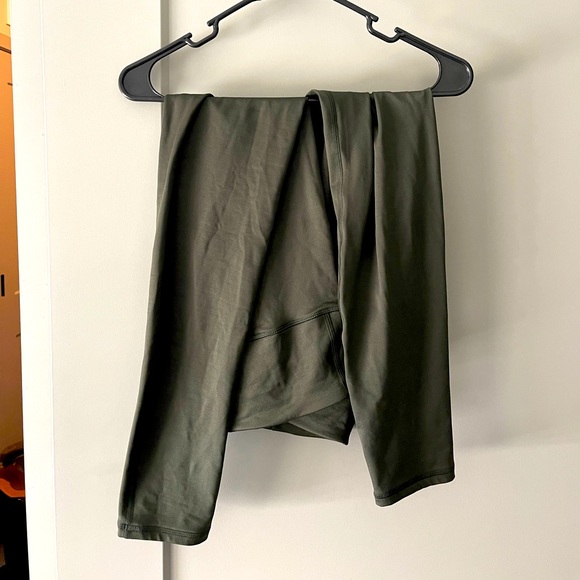 Under Armour 3/4 Legging - Picture 1 of 1